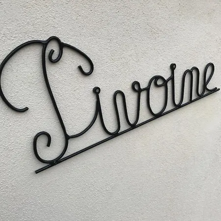 Pivoine D Hotes Bed and Breakfast Fralignes