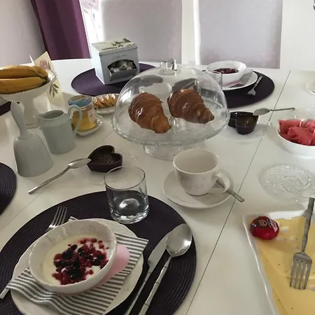 Pivoine D Hotes Bed and Breakfast