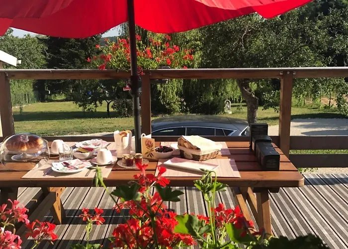 Pivoine D Hotes 住宿加早餐酒店 Fralignes