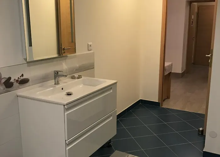 Pivoine D Hotes 住宿加早餐酒店 Fralignes