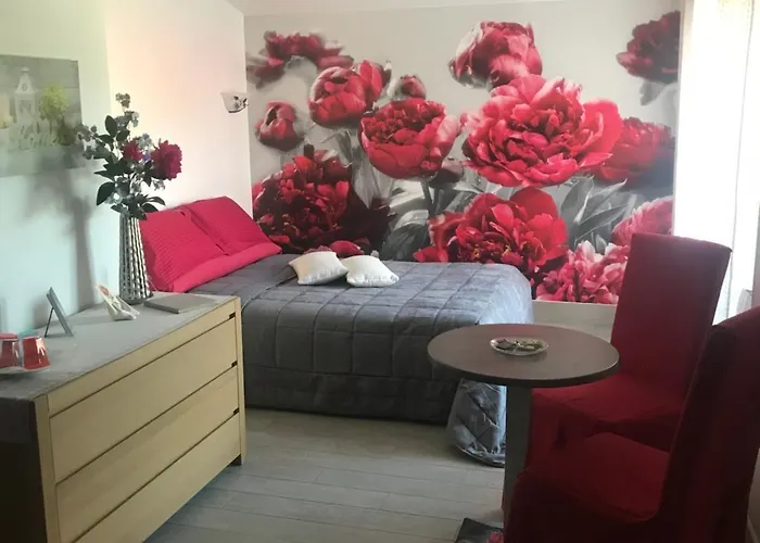 Pivoine D Hotes 3* Fralignes